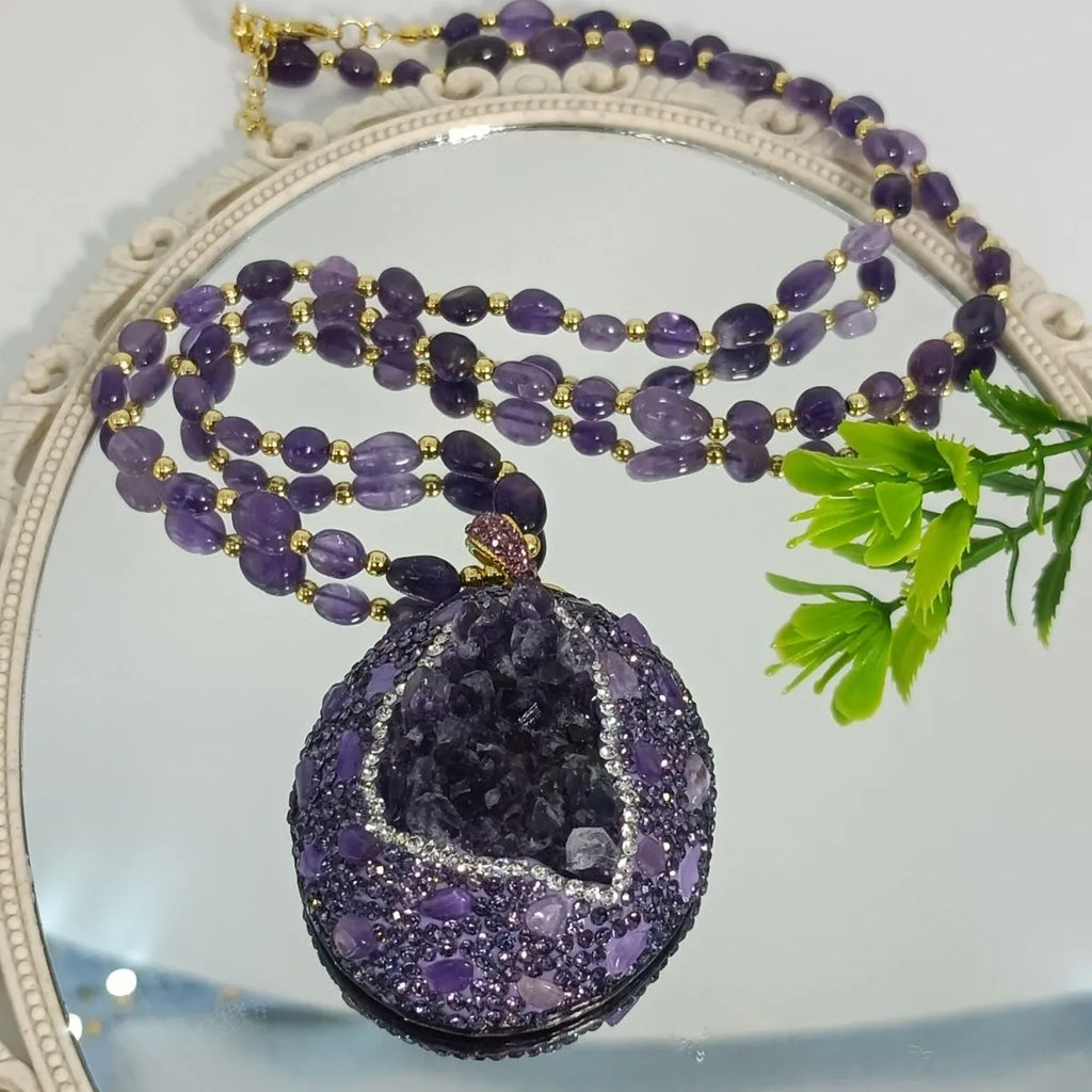 Detail texture of amethyst natural stone surface — crystal jewelry gift set for healing and wellness by Crystalvana