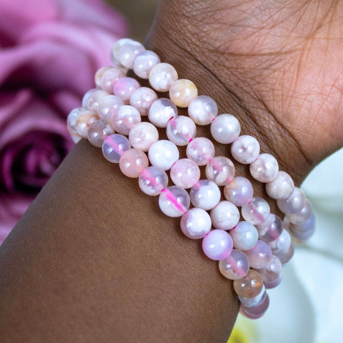 Side view of the Flower Agate stretch bracelet
